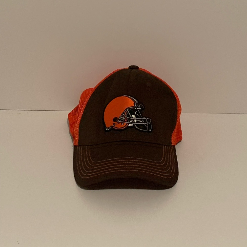 🏈 CLEVELAND BROWNS NFL TEAM APPAREL FOOTBALL BROWN & ORANGE TRUCKER HAT 🏈